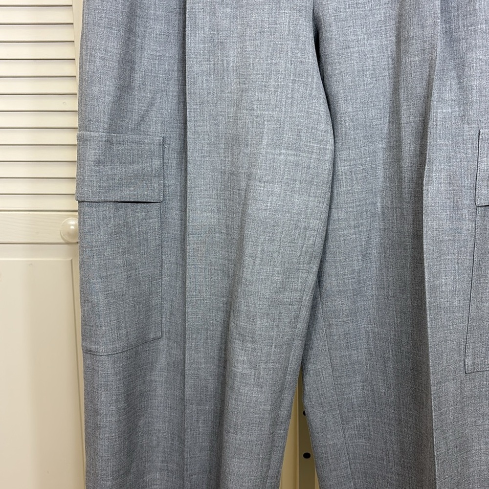 Aritzia Babaton Spotlight Cargo Gray Pant Size 10 - Picture 5 of 11